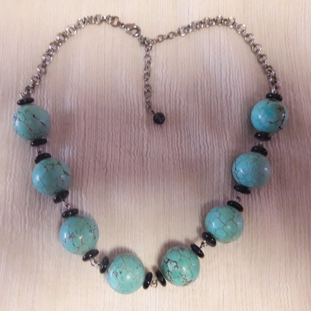 Turquoise Colored Chunky/Runway Large Round Bead Necklace